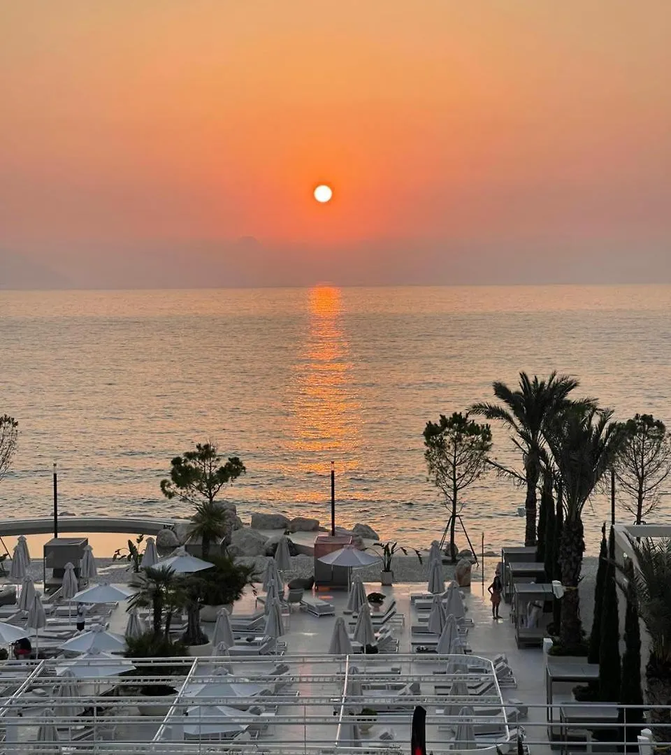 Doll House Apartment Vlore