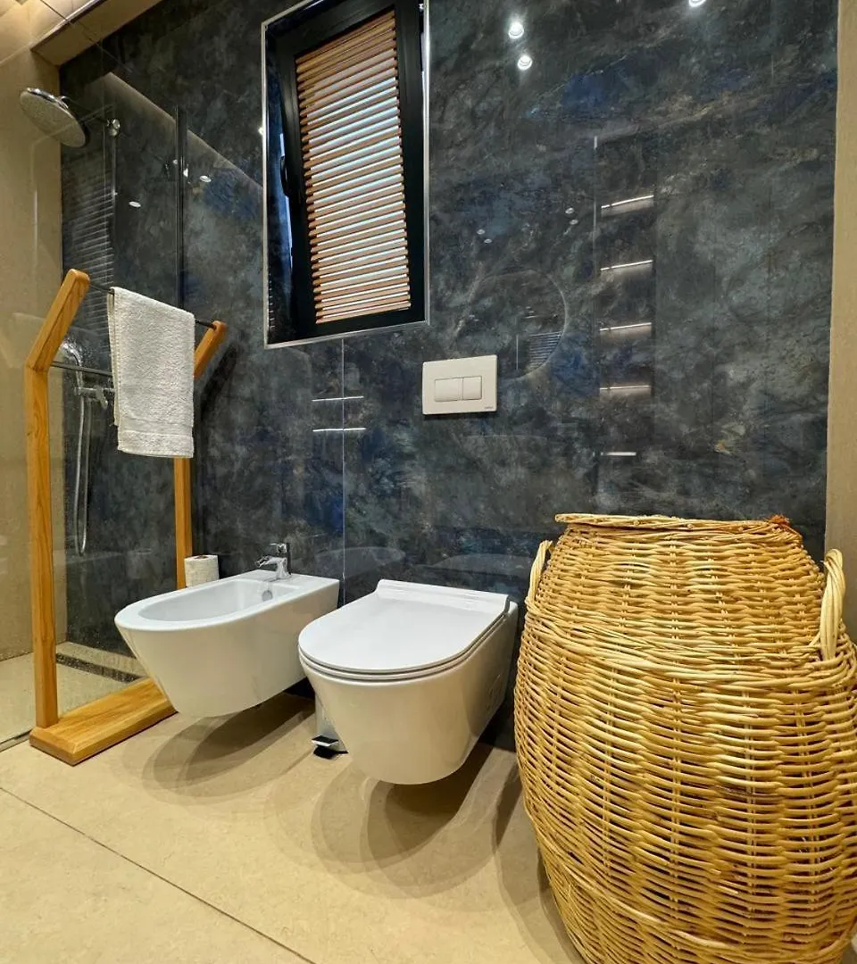 Doll House Apartment Vlore 0*,